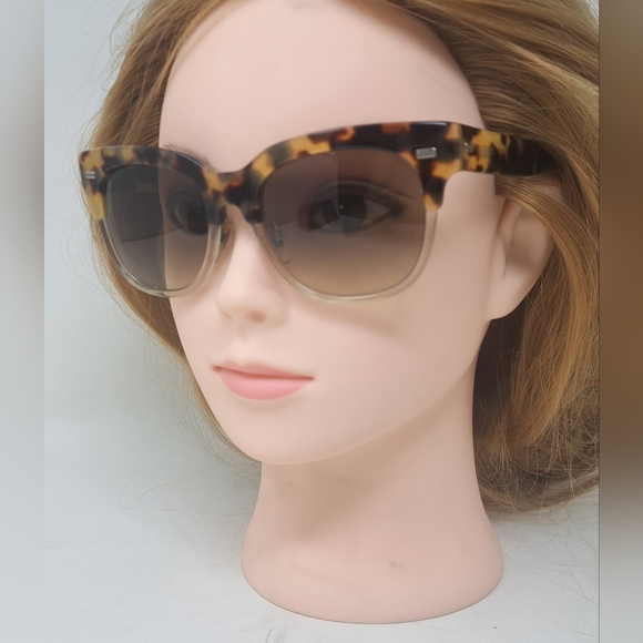 Gucci Women's Sunglasses Spotted Havana Oval Brown Gradient GG 3744/S 52-19-145 - Picture 10 of 16